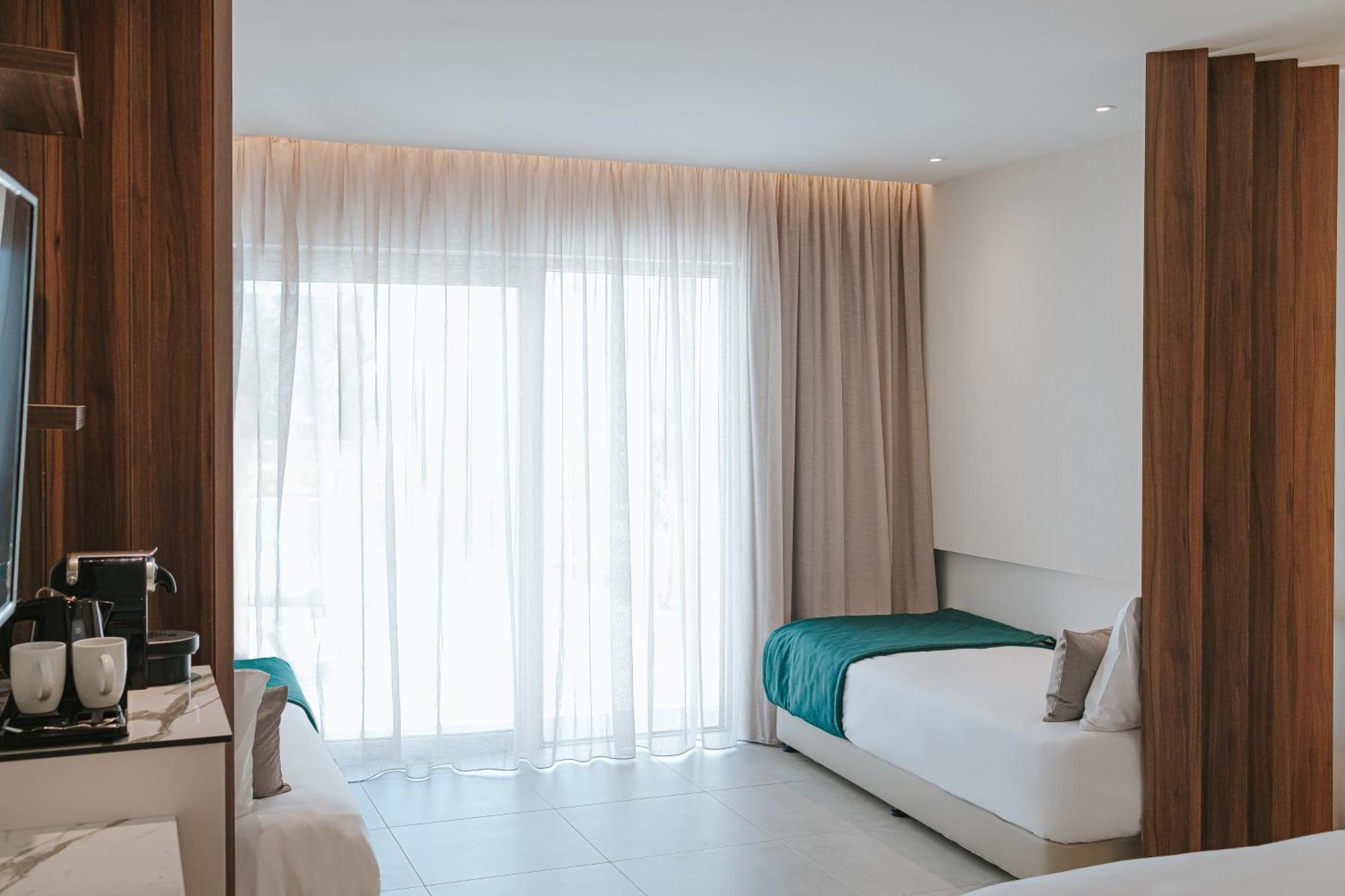 Hotel Atlantica Sungarden Park Agia Napa Exterior foto