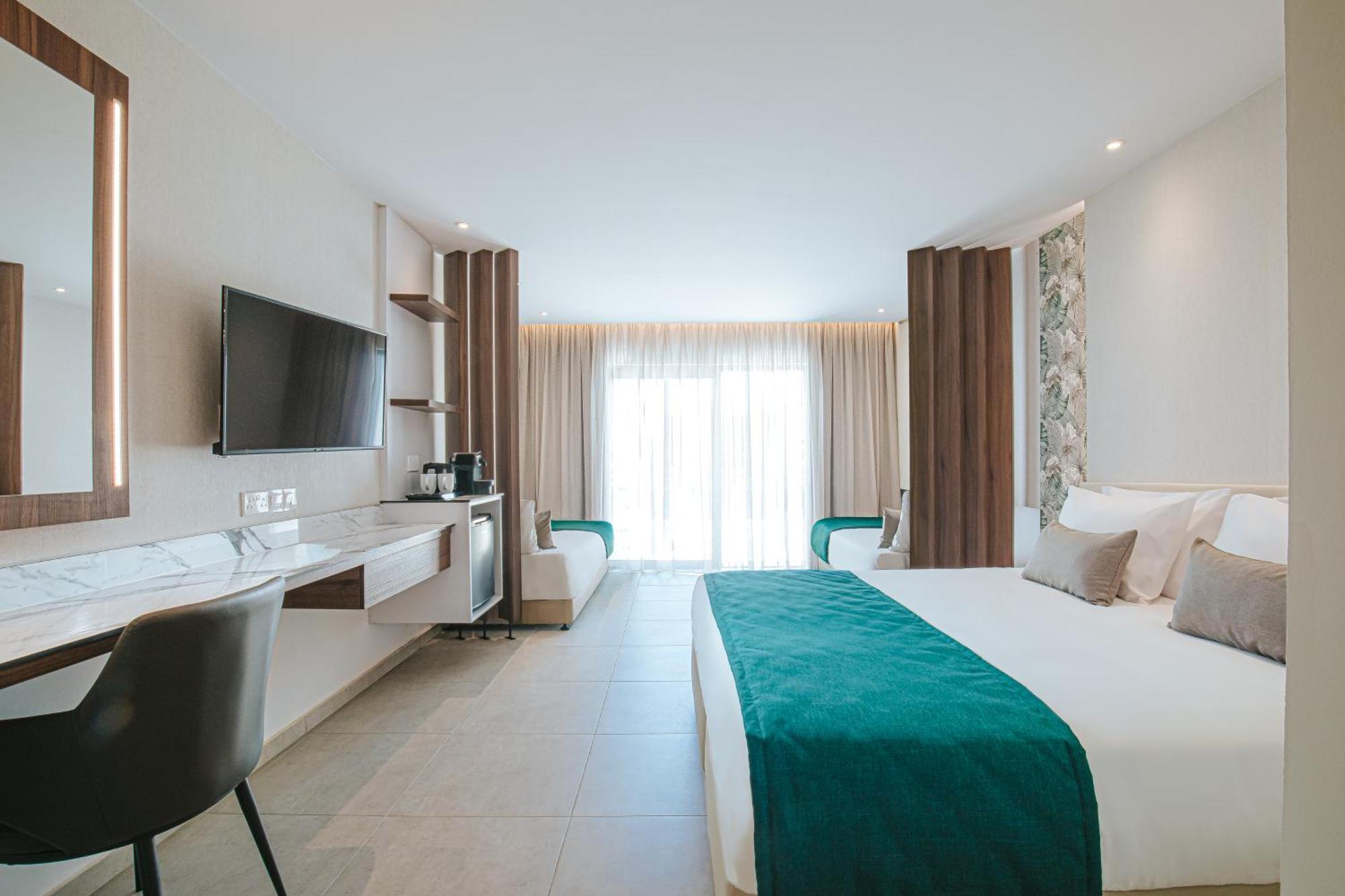 Hotel Atlantica Sungarden Park Agia Napa Exterior foto