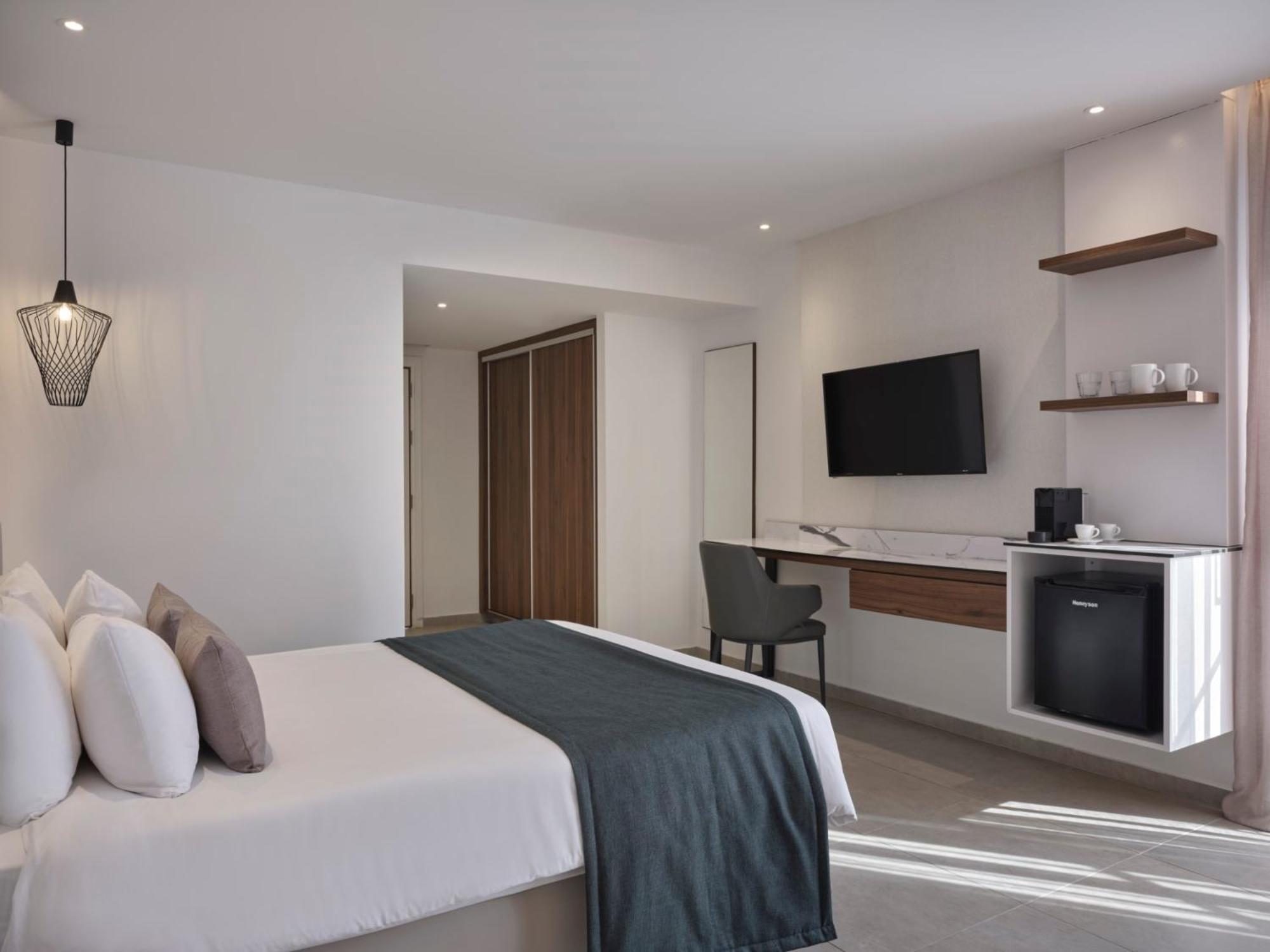 Hotel Atlantica Sungarden Park Agia Napa Exterior foto